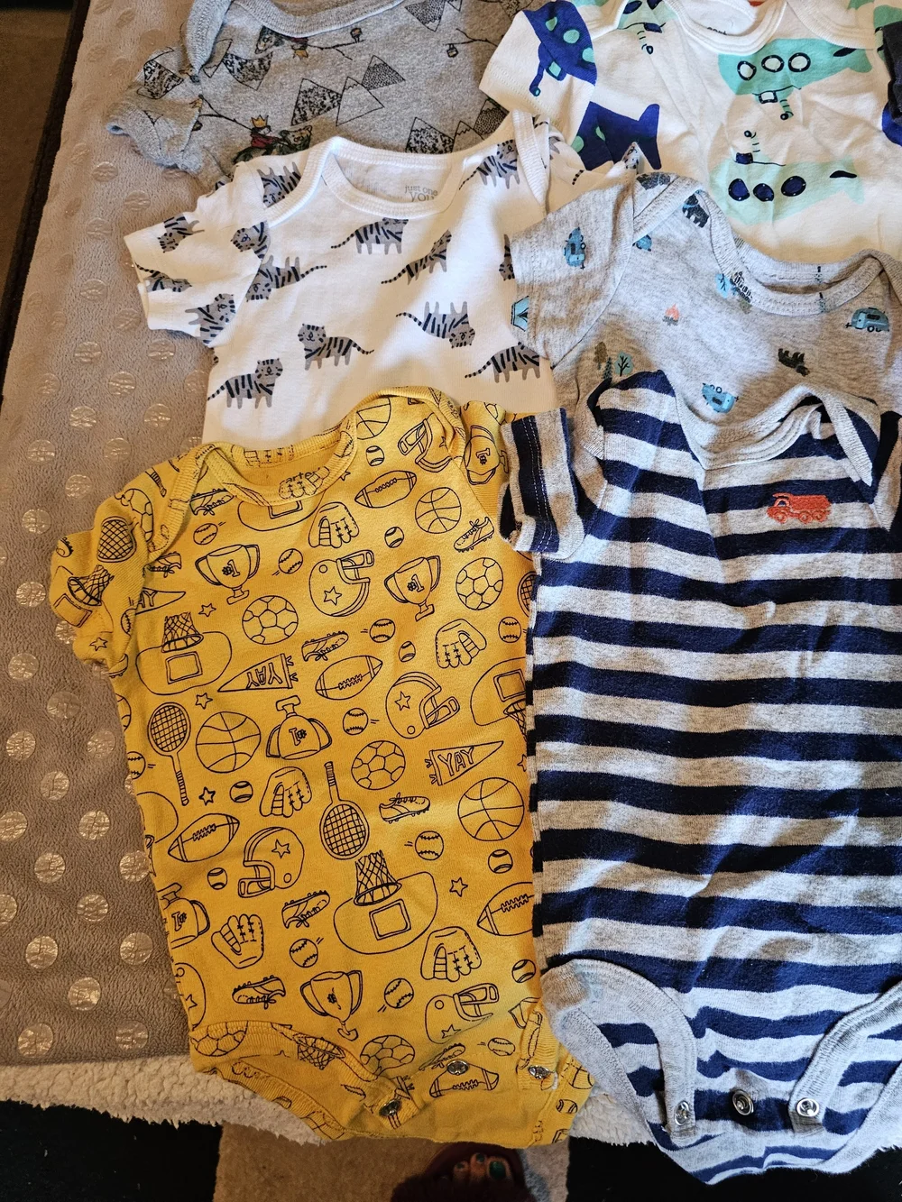 Baby Boys Mixed Onesie Bundle - Stripes, Graphics & Prints Size 3-6 Month